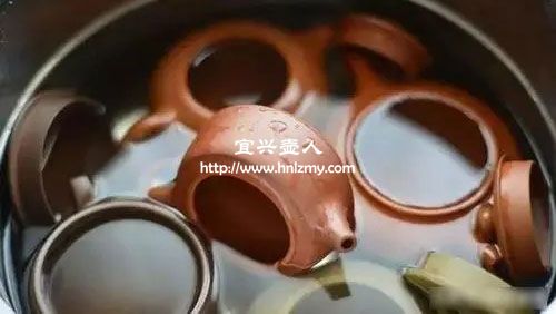 紫砂壺怎么去掉壺里的異味