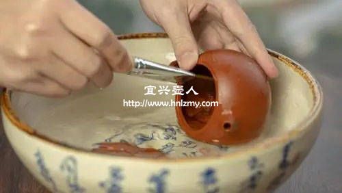紫砂壺開壺有異味是怎么回事
