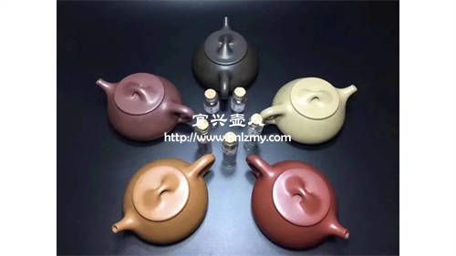 為什么紫砂壺會變色