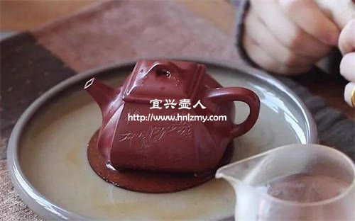 紫砂壺的實(shí)用價(jià)值體現(xiàn)在哪些方面