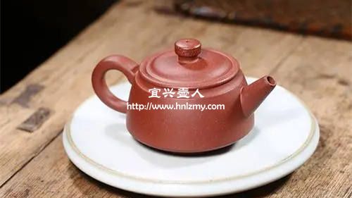 氧化錳紫砂壺呈現(xiàn)什么顏色的