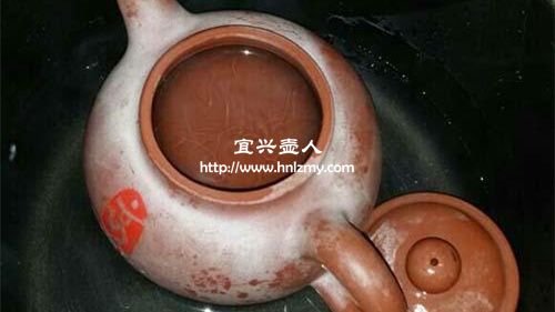 紫砂壺開壺后發白是什么現象