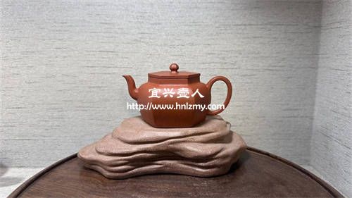 機(jī)制壺只能是圓壺，方壺用機(jī)器無法制作